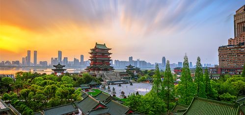 重塑城根,標定封面,南昌萬壽宮街區的品牌之道